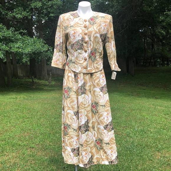 Vintage Gantos April Rain Floral Skirt Jacket Suit - Picture 2 of 8